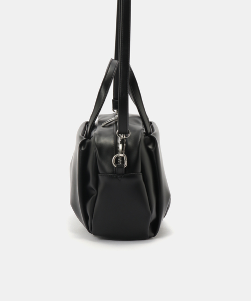 B.C STOCK（ベーセーストック）の「タック2WAYショルダー（ショルダーバッグ・レディース・キャメル/ブラック・FREE）」の5枚目の写真