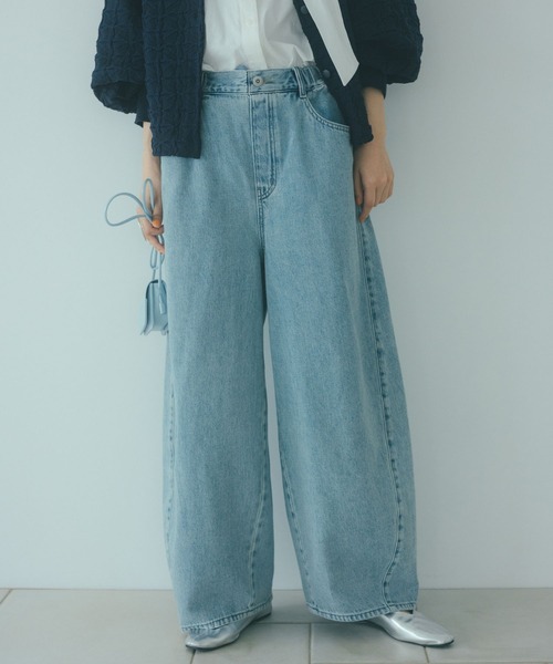 studio CLIP（スタディオクリップ）の「バギーバレルデニムパンツ[プチ・プラスサイズあり]《CLIP denim》（デニムパンツ・レディース・ブルー系その他2/グレー系その他/ホワイト/ライトブルー/ブルー系その他・PF/ﾌﾘｰ(L)/LARGE/MEDIUM）」の3枚目の写真