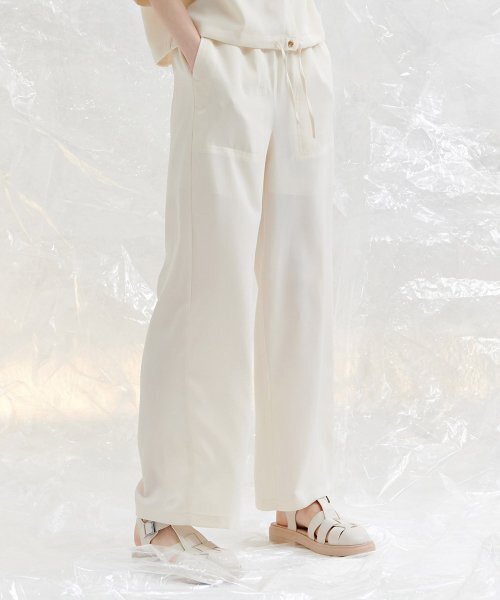 CHASECULT(チェイスカルト)の「レディース セミワイドバンディングパンツ-CBRG2271C0A(スラックス・レディース・アイボリー・FREE)」の3枚目の写真