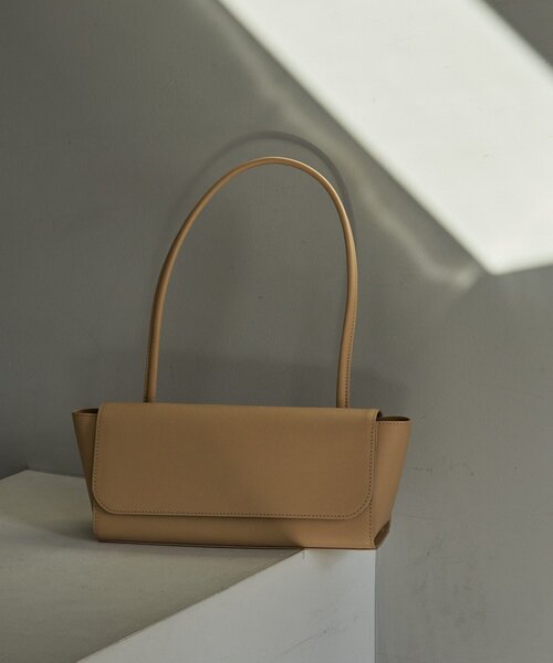 GALLARDAGALANTE(ガリャルダガランテ)の「【2.718】エンボスワンハンドルバッグ(ハンドバッグ・レディース・ベージュ/グレー系その他・FREE)」の2枚目の写真