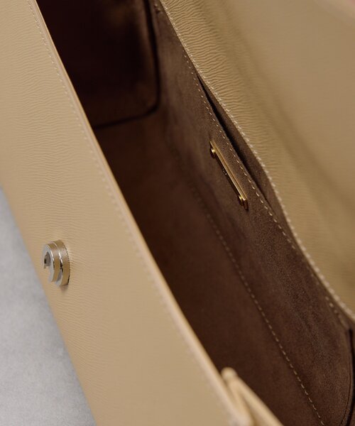 GALLARDAGALANTE(ガリャルダガランテ)の「【2.718】エンボスワンハンドルバッグ(ハンドバッグ・レディース・ベージュ/グレー系その他・FREE)」の22枚目の写真