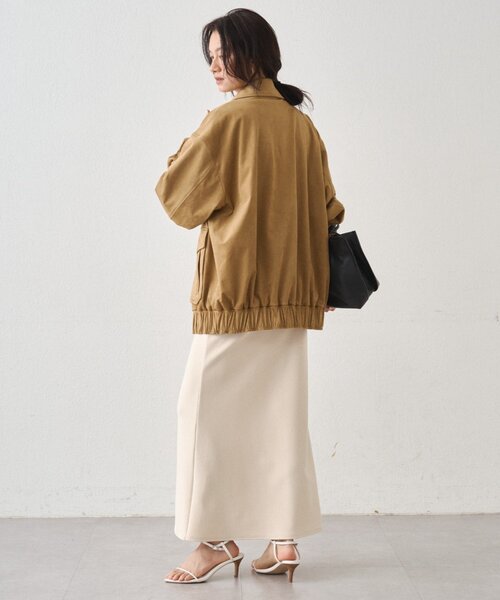 LOUNGEDRESS（ラウンジドレス）の「フェイクスウェードブルゾン（ブルゾン・レディース・キャメル/アイボリー・FREE）」の13枚目の写真