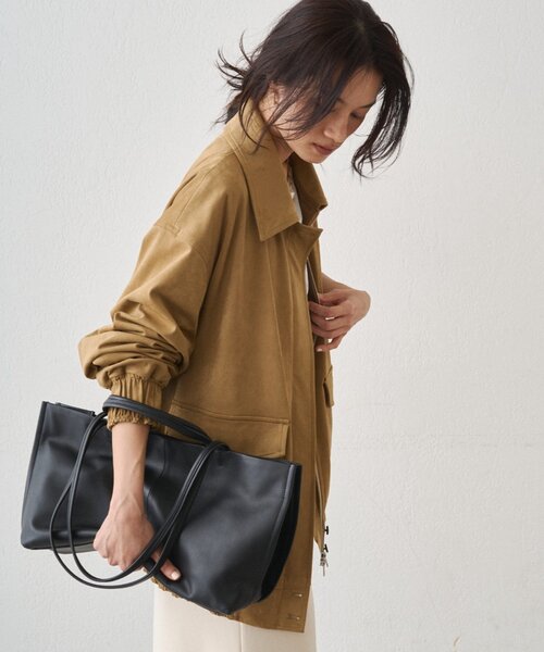 LOUNGEDRESS（ラウンジドレス）の「フェイクスウェードブルゾン（ブルゾン・レディース・キャメル/アイボリー・FREE）」の17枚目の写真