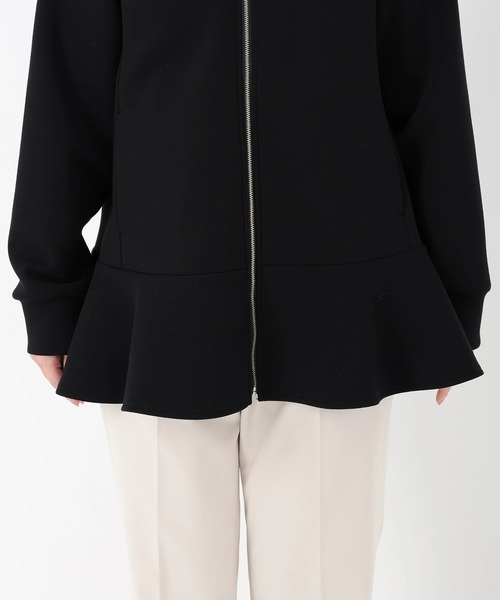 STRAWBERRY-FIELDS（ストロベリーフィールズ）の「ライズダンボール_ペプラムヘムパーカー（パーカー・レディース・ライトグレー/ブラック/オフホワイト・2）」の6枚目の写真