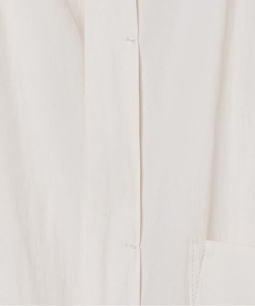 HELIOPOLE(エリオポール)の「CREPE COLLARLESS SHIRT(シャツ/ブラウス・レディース・アイボリー/サックスブルー・38)」の8枚目の写真