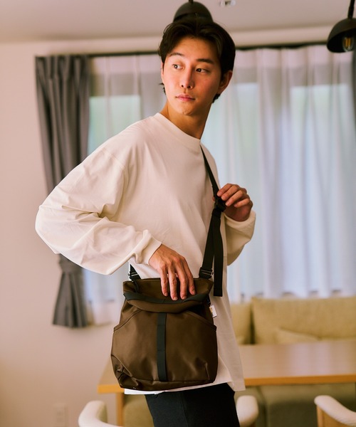 Snow Peak(スノーピーク)の「Snow Peak / Recycled Cordura Shoulder Bag リサイクルコーデュラショルダーバッグ(ショルダーバッグ・メンズ・ブラウン/ブラック・ONE SIZE)」の18枚目の写真