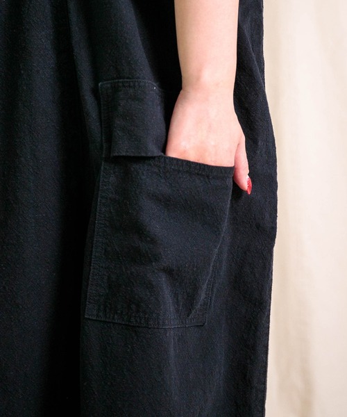 Brocante（ブロカント）の「[Brocante / ブロカント] 綿麻キャンバス サロペット（サロペット/オーバーオール・レディース・ブラック/アイボリー・2）」の15枚目の写真