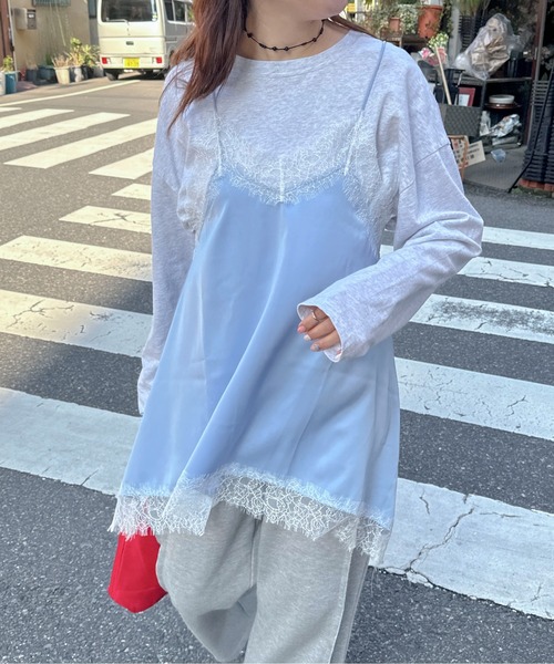 PILIT(ピリット)の「ランダムヘム サテンレースキャミソール(キャミソール・レディース・ベージュ/ブルー/アイボリー・MEDIUM)」の3枚目の写真