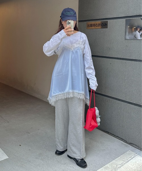 PILIT(ピリット)の「ランダムヘム サテンレースキャミソール(キャミソール・レディース・ベージュ/ブルー/アイボリー・MEDIUM)」の21枚目の写真