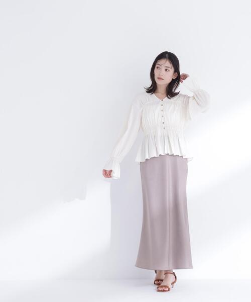 NATURAL BEAUTY BASIC（ナチュラルビューティーベーシック）の「◇Ｖネックギャザーブラウス（シャツ/ブラウス・レディース・ライトグリーン/ブラック/オフホワイト・FREE）」の14枚目の写真