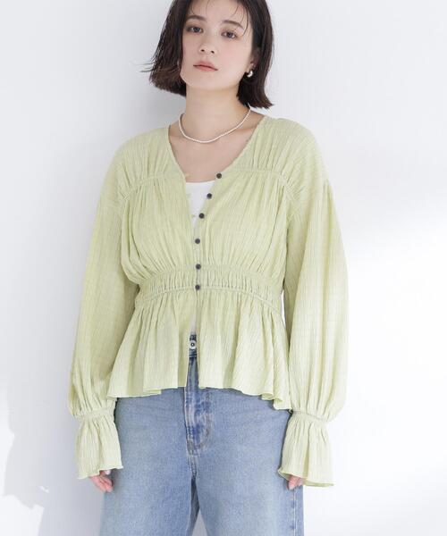NATURAL BEAUTY BASIC（ナチュラルビューティーベーシック）の「◇Ｖネックギャザーブラウス（シャツ/ブラウス・レディース・ライトグリーン/ブラック/オフホワイト・FREE）」の11枚目の写真
