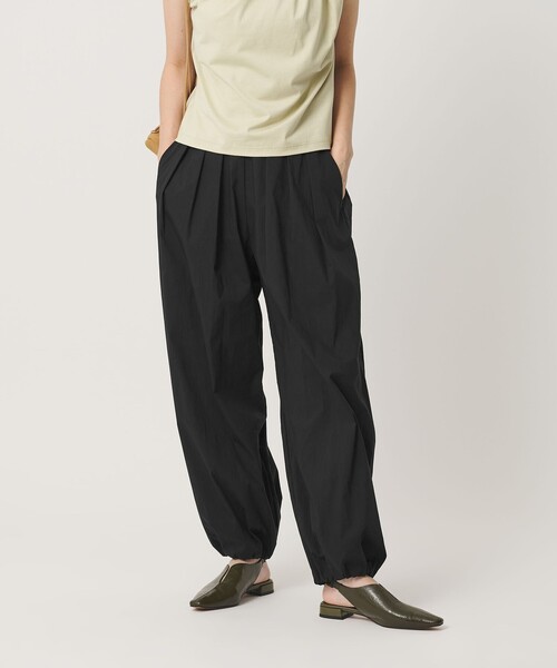 BEAUTY&YOUTH UNITED ARROWS(ビューティーアンドユースユナイテッドアローズ)の「コットンナイロン バルーンパンツ ウォッシャブル(その他パンツ・レディース・ダークグレー/オリーブ/クリーム/ライトブルー/ブラック・XS/S/M)」の9枚目の写真