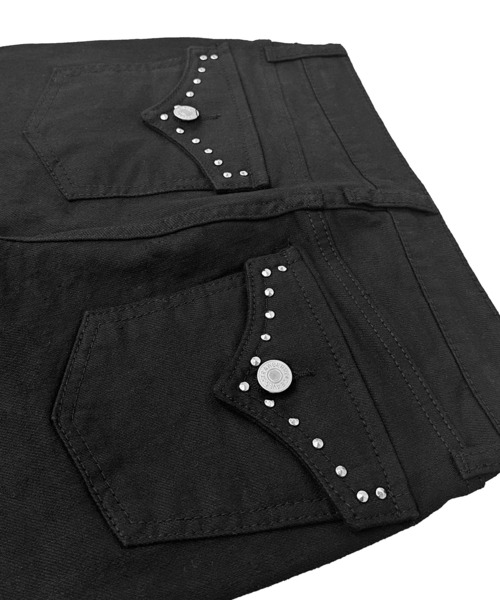 FOLLOWIN（フォロウィン）の「スタッズポイント フレアパンツ（デニムパンツ・レディース・ブラック・SMALL/MEDIUM/LARGE）」の17枚目の写真