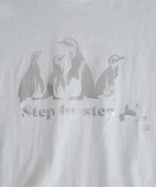 NOMBRE IMPAIR(ノンブルアンペール)の「ペンギン箔プリント 半袖TEE(Tシャツ/カットソー・レディース・ホワイト/チャコールグレー・FREE)」の3枚目の写真