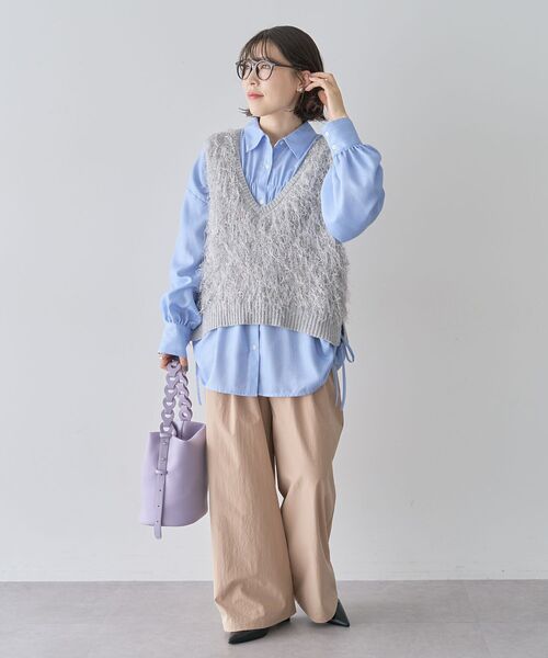 Green　Parks（グリーンパークス）の「ラメ入り毛足ニットベスト（ベスト・レディース・ホワイト系その他2/グレー・FREE）」の16枚目の写真