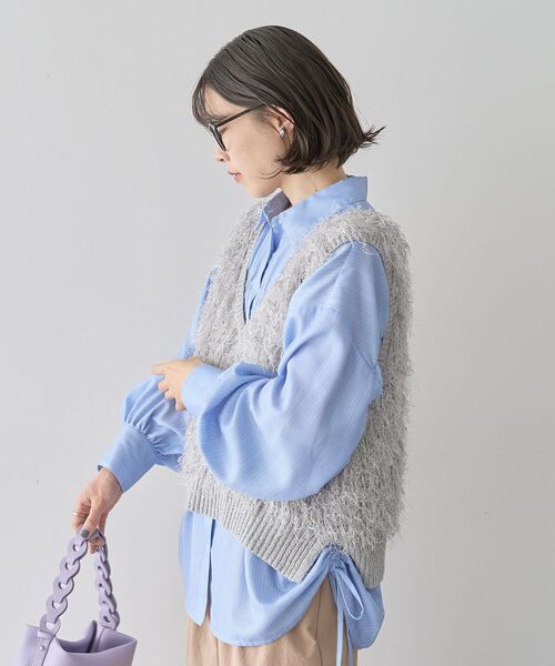 Green　Parks（グリーンパークス）の「ラメ入り毛足ニットベスト（ベスト・レディース・ホワイト系その他2/グレー・FREE）」の20枚目の写真