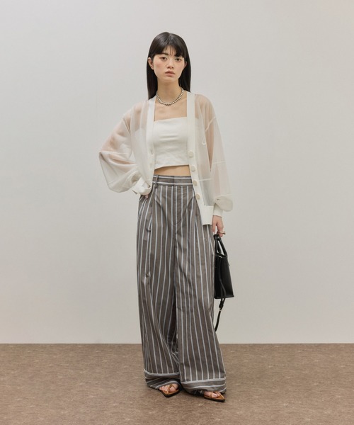 ADAM ET ROPE'（アダムエロペ）の「【サステナブル】シアーロゴカーディガン（カーディガン/ボレロ・レディース・ブルー系その他4/ブラック/ホワイト・FREE）」の4枚目の写真