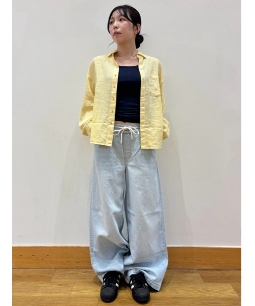 GAP(ギャップ)の「ミッドライズ ウルトラソフト イージーウエスト バギーデニム(デニムパンツ・レディース・ライトインディゴブルー・S/XS/M/L/XXS)」の6枚目の写真
