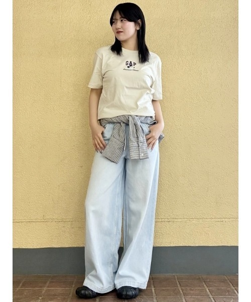 GAP(ギャップ)の「ミッドライズ ウルトラソフト イージーウエスト バギーデニム(デニムパンツ・レディース・ライトインディゴブルー・S/XS/M/L/XXS)」の15枚目の写真