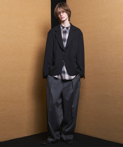 MAISON SPECIAL（メゾンスペシャル）の「《UNISEX》LINEN MIX Two-tuck Prime-Wide Tapered Slacks/リネンミックスプライムワイドツータックテーパードスラックス【MAISON SPECIAL/メゾンスペシャル】■セットアップ対応■（スラックス・メンズ・ブラック/ネイビー/アイボリー・2/1/0）」の8枚目の写真