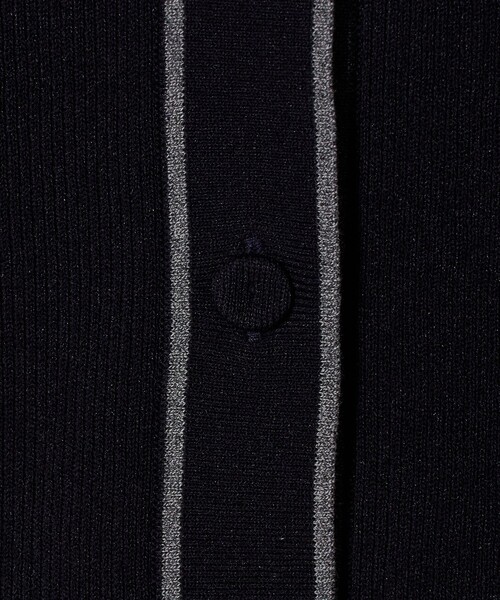 UNITED ARROWS(ユナイテッドアローズ)の「スキッパー リブカーディガン ‐ウォッシャブル‐(カーディガン/ボレロ・レディース・ベージュ/ネイビー・FREE)」の3枚目の写真