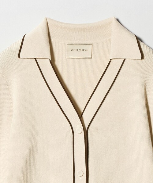 UNITED ARROWS(ユナイテッドアローズ)の「スキッパー リブカーディガン ‐ウォッシャブル‐(カーディガン/ボレロ・レディース・ベージュ/ネイビー・FREE)」の6枚目の写真