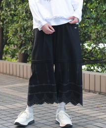 SUPER HAKKA | レーヨンナイロンツイル　フラワーポイントスカラップ刺繍ワイドパンツ(その他パンツ)