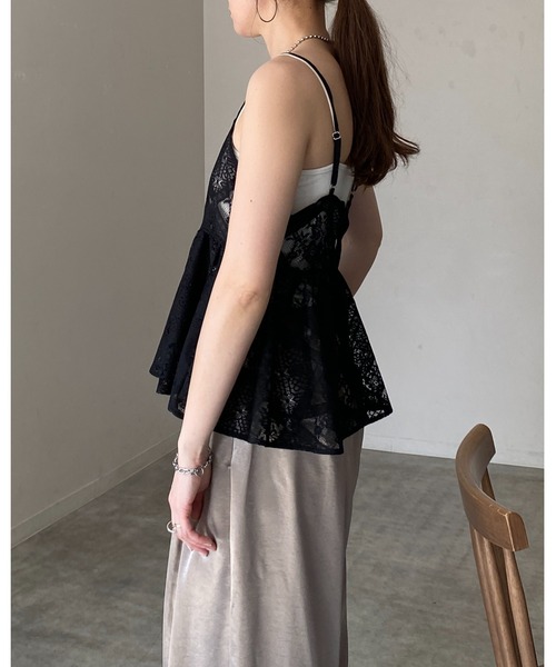 She's Closet(シーズクローゼット)の「バックリボン クロシェ編み風 レースキャミソール ペプラムトップス(キャミソール・レディース・ベージュ/ブラック/アイボリー・FREE)」の7枚目の写真