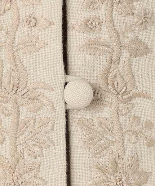 Bshop（ビショップ）の「INTO THE EAST｜コットンリネン 刺繍ベスト Beige WOMEN（ベスト・レディース・ベージュ・36）」の8枚目の写真