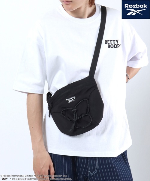 Reebok（リーボック）の「Reebok（リーボック）ナイロン ミニショルダーバッグ ドローコード / メンズ レディース コンパクト サブバッグ（ショルダーバッグ・メンズ・チャコールグレー/グレイッシュベージュ/ブラック・FREE）」の19枚目の写真