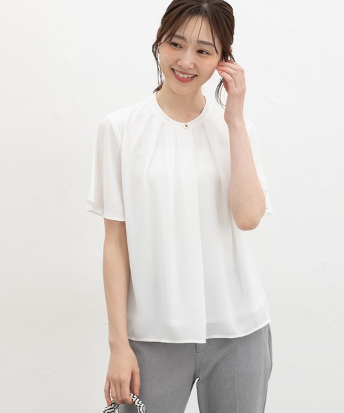 Honeys(ハニーズ)の「【ハニさら・接触冷感】バンドカラーブラウス(シャツ/ブラウス・レディース・ネイビー/モカ/アイボリー/グレイッシュブルー・3L/L/LL/M/S)」の9枚目の写真