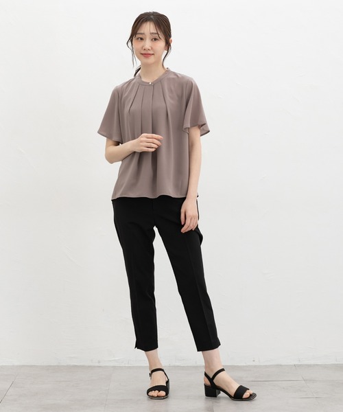 Honeys(ハニーズ)の「【ハニさら・接触冷感】バンドカラーブラウス(シャツ/ブラウス・レディース・ネイビー/モカ/アイボリー/グレイッシュブルー・3L/L/LL/M/S)」の16枚目の写真
