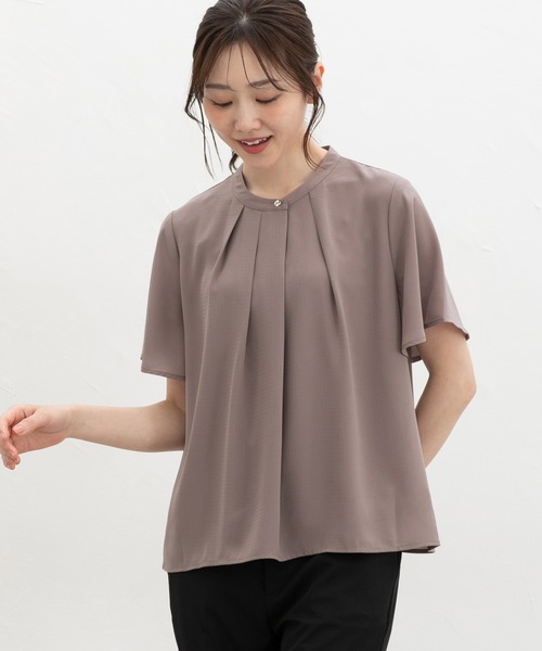 Honeys(ハニーズ)の「【ハニさら・接触冷感】バンドカラーブラウス(シャツ/ブラウス・レディース・ネイビー/モカ/アイボリー/グレイッシュブルー・3L/L/LL/M/S)」の17枚目の写真