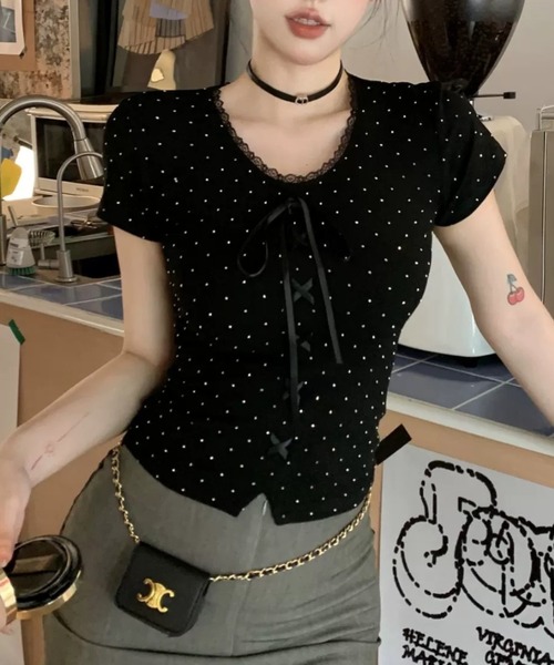 Sibra（シブラ）の「ドット柄レースネックリボンリブトップス（Tシャツ/カットソー・レディース・ブラック/アイボリー・M）」の12枚目の写真