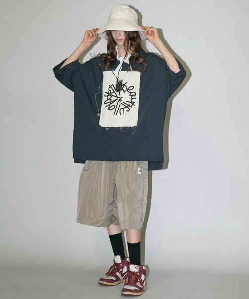my beautiful landlet(マイビューティフルランドレット)の「【my beautiful landlet】 USA COTTON BIG T-SHIRT - print(Tシャツ/カットソー・メンズ・オフホワイト/グレー/チャコールグレー/ブラック・FREE)」の7枚目の写真