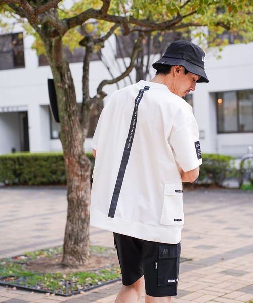 LUXE/R GOLF(ラグジュ ゴルフ)の「(RM)【LUXE/R GOLF】ストレッチ クロス プルオーバー 半袖 Tシャツ(Tシャツ/カットソー・メンズ・ベージュ/ダークグレー/ブラック/ホワイト・X-LARGE/LARGE/MEDIUM)」の2枚目の写真