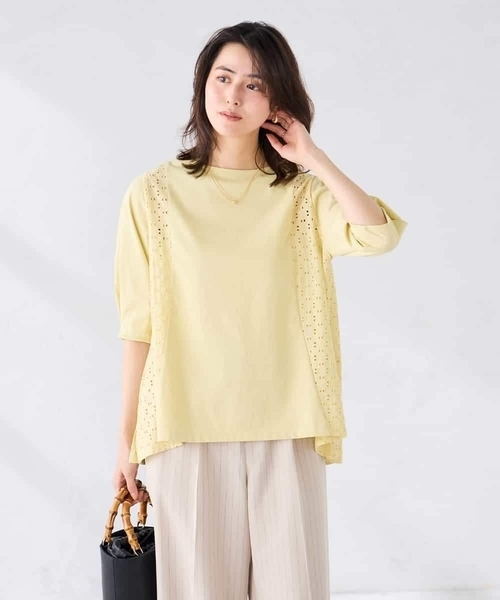 a.v.v(アーヴェヴェ)の「レース切替Aラインカットソー(Tシャツ/カットソー・レディース・クリーム/ホワイト・40/38)」の4枚目の写真