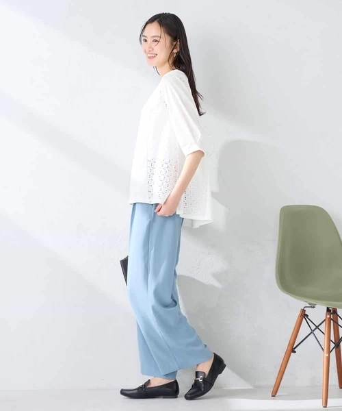 a.v.v(アーヴェヴェ)の「レース切替Aラインカットソー(Tシャツ/カットソー・レディース・クリーム/ホワイト・40/38)」の22枚目の写真