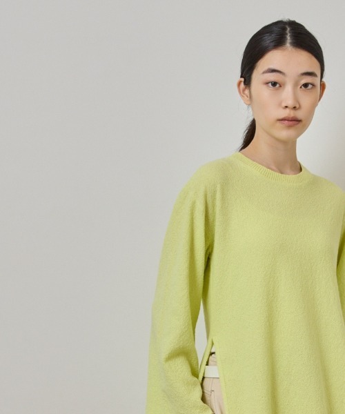 COMMON+HAUS(コモンハウス)の「オープンバック ニットチュニック(ニット/セーター・レディース・ホワイト/イエロー/ブラック・FREE)」の3枚目の写真