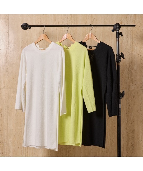 COMMON+HAUS(コモンハウス)の「オープンバック ニットチュニック(ニット/セーター・レディース・ホワイト/イエロー/ブラック・FREE)」の16枚目の写真