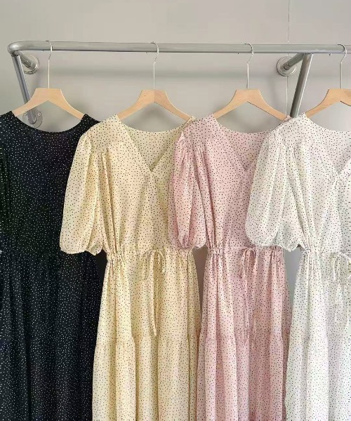 FINEnough（ファインナフ）の「ドット柄Vネックウエストベルト半袖ロングワンピース（ワンピース・レディース・ピンク/ホワイト/ブラック/ベージュ・FREE）」の21枚目の写真
