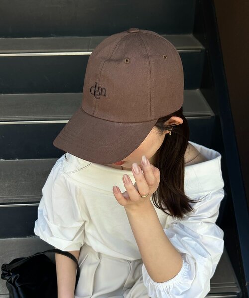 CAPRICIEUX LE'MAGE(カプリシューレマージュ)の「【3色展開】ロゴキャップ(ハット・レディース・ブラウン/ホワイト系その他/チャコールグレー・FREE)」の20枚目の写真