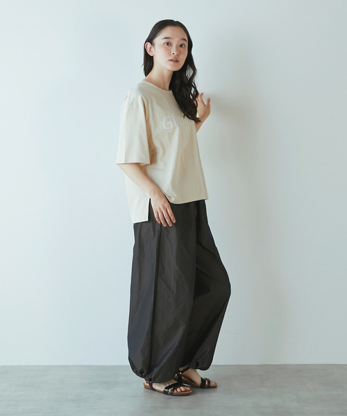 LOGEMENT DE CLAIRE(ロジュモンドクレール)の「【LOURMARIN】ロゴプリントTシャツ(Tシャツ/カットソー・レディース・ライトグレー/ブラウン/ベージュ・FREE)」の22枚目の写真