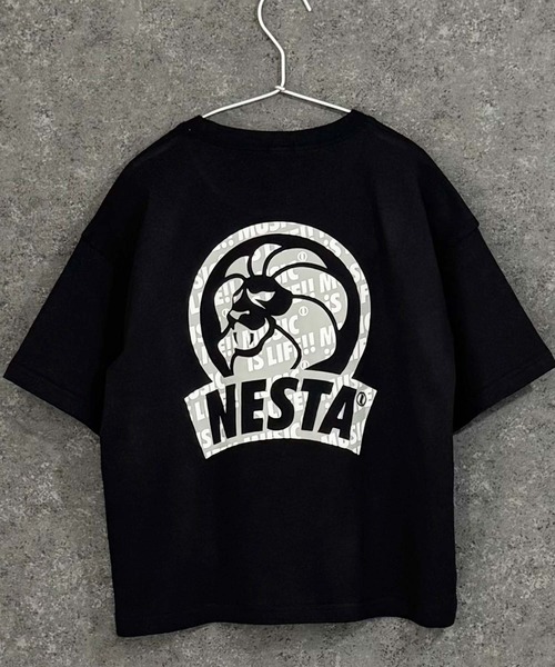 NESTA BRAND（ネスタブランド）の「【NESTA BRAND/ネスタブランド】バックプリント オーバーサイズ Tシャツ（Tシャツ/カットソー・キッズ・ホワイト系その他3/ベージュ/ホワイト系その他/ネイビー/チャコール/グレー系その他2/ブルー系その他/ブラック/グレー系その他/ブラック系その他2/ホワイト系その他2/ブラック系その他/ダークグリーン/杢グレー/ブラック系その他3/オフホワイト・150cm/140cm/130cm/120cm/110cm/160cm）」の6枚目の写真