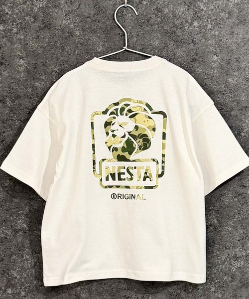 NESTA BRAND（ネスタブランド）の「【NESTA BRAND/ネスタブランド】バックプリント オーバーサイズ Tシャツ（Tシャツ/カットソー・キッズ・ホワイト系その他3/ベージュ/ホワイト系その他/ネイビー/チャコール/グレー系その他2/ブルー系その他/ブラック/グレー系その他/ブラック系その他2/ホワイト系その他2/ブラック系その他/ダークグリーン/杢グレー/ブラック系その他3/オフホワイト・150cm/140cm/130cm/120cm/110cm/160cm）」の3枚目の写真