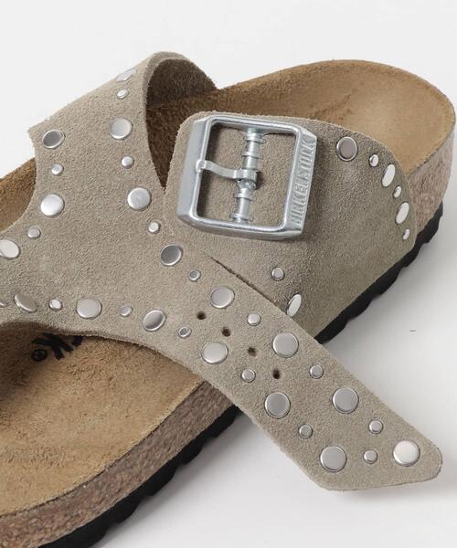 BIRKENSTOCK(ビルケンシュトック)の「BIRKENSTOCK GIZEH RIVET(サンダル・レディース・ベージュ系その他・37/38/36)」の6枚目の写真