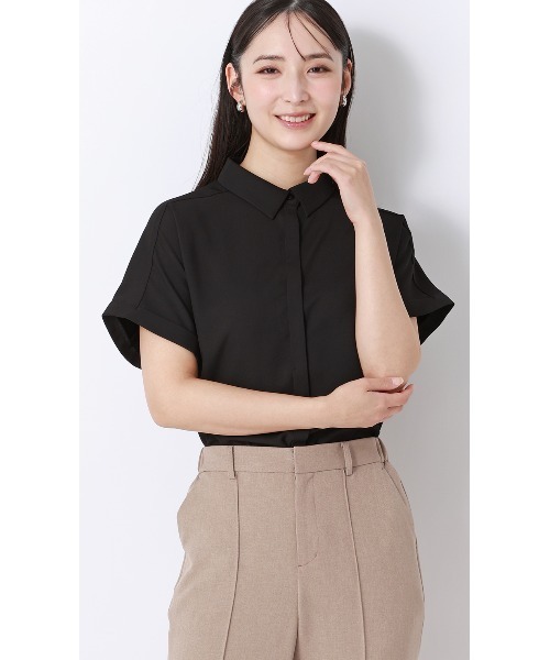 AOYAMA（アオヤマ）の「冷感シャツカラーブラウス【涼】【半袖】（シャツ/ブラウス・レディース・ネイビー/サックスブルー/ブラック/ベージュ/ブラウン/ホワイト・LL/L/M/S）」の3枚目の写真