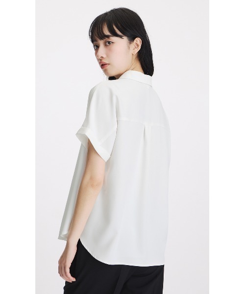 AOYAMA（アオヤマ）の「冷感シャツカラーブラウス【涼】【半袖】（シャツ/ブラウス・レディース・ネイビー/サックスブルー/ブラック/ベージュ/ブラウン/ホワイト・LL/L/M/S）」の8枚目の写真