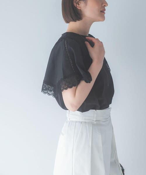URBAN RESEARCH ROSSO WOMEN(アーバンリサーチ ロッソ)の「MARILYN MOON LACED SLEEVE CUTSEW(Tシャツ/カットソー・レディース・ブラック/オフホワイト・FREE)」の5枚目の写真