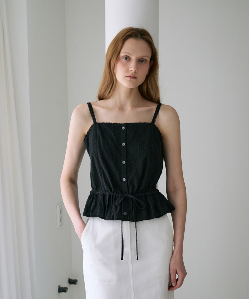 DEHEVE（デヘヴェ）の「Lace String Sleeveless [Black]（Tシャツ/カットソー・レディース・ブラック・OS）」の4枚目の写真